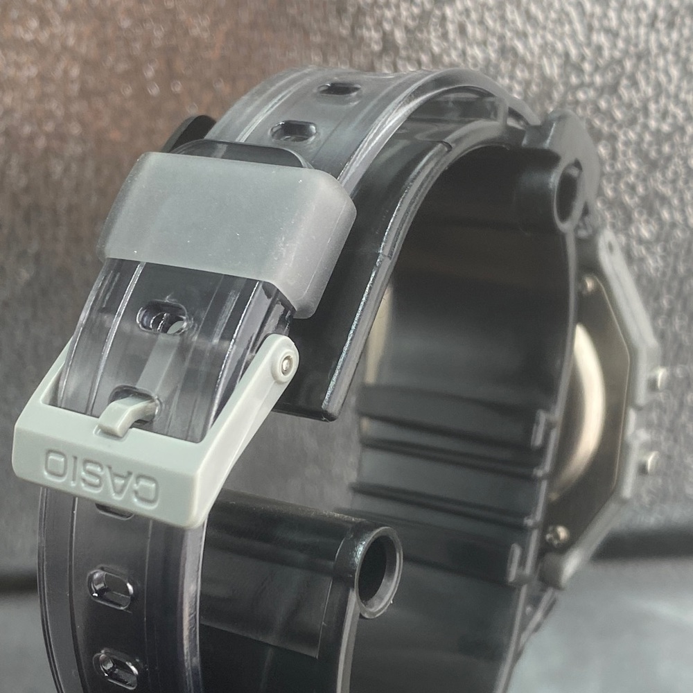 Casio Unisex Size Watch 34mm Diameter Rubber Lightweight in wrist Brand New Item - Picture 16 of 16